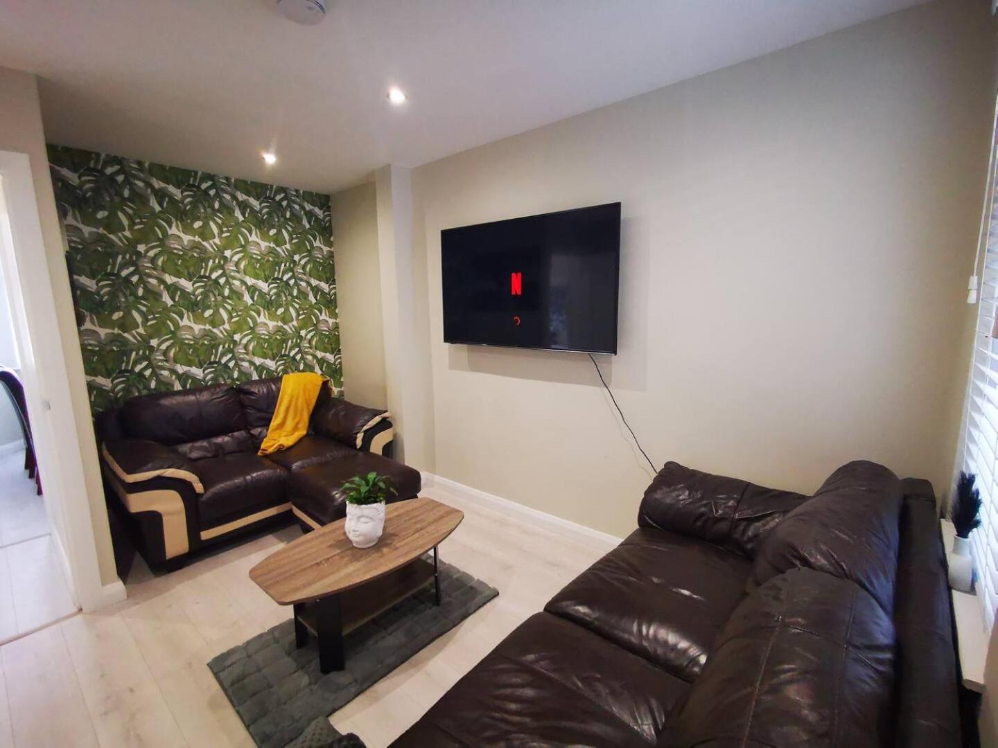 Villa 4Br Modern Botanic House Belfast Exterior foto
